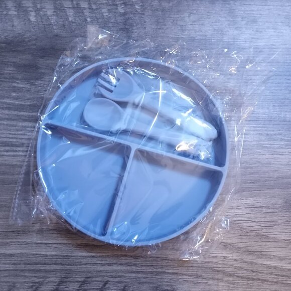 3 piece Suction Silicone Dinner Plate, Spoon & Fork Set, Dinner Plate Divider - Picture 14 of 16